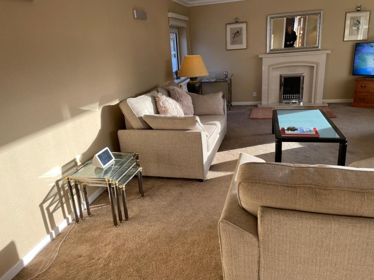 'Sounion' - Fabulous, Spacious Modern House With Large Private Garden In Leafy Lytham Литам-Сент-Эннс Экстерьер фото